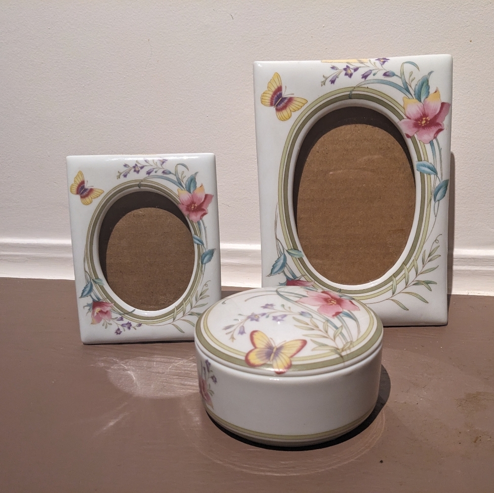 Antique Eaton Collection Japan: frames and trinket box